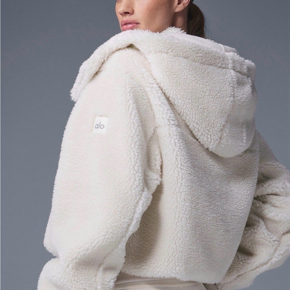 ALO Yoga Women's Off-White Teddy Jacket